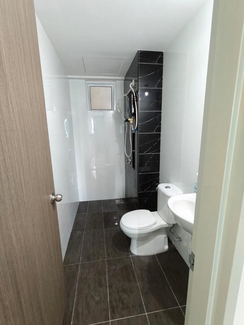 condo in Gelugor, Penang — photo 7