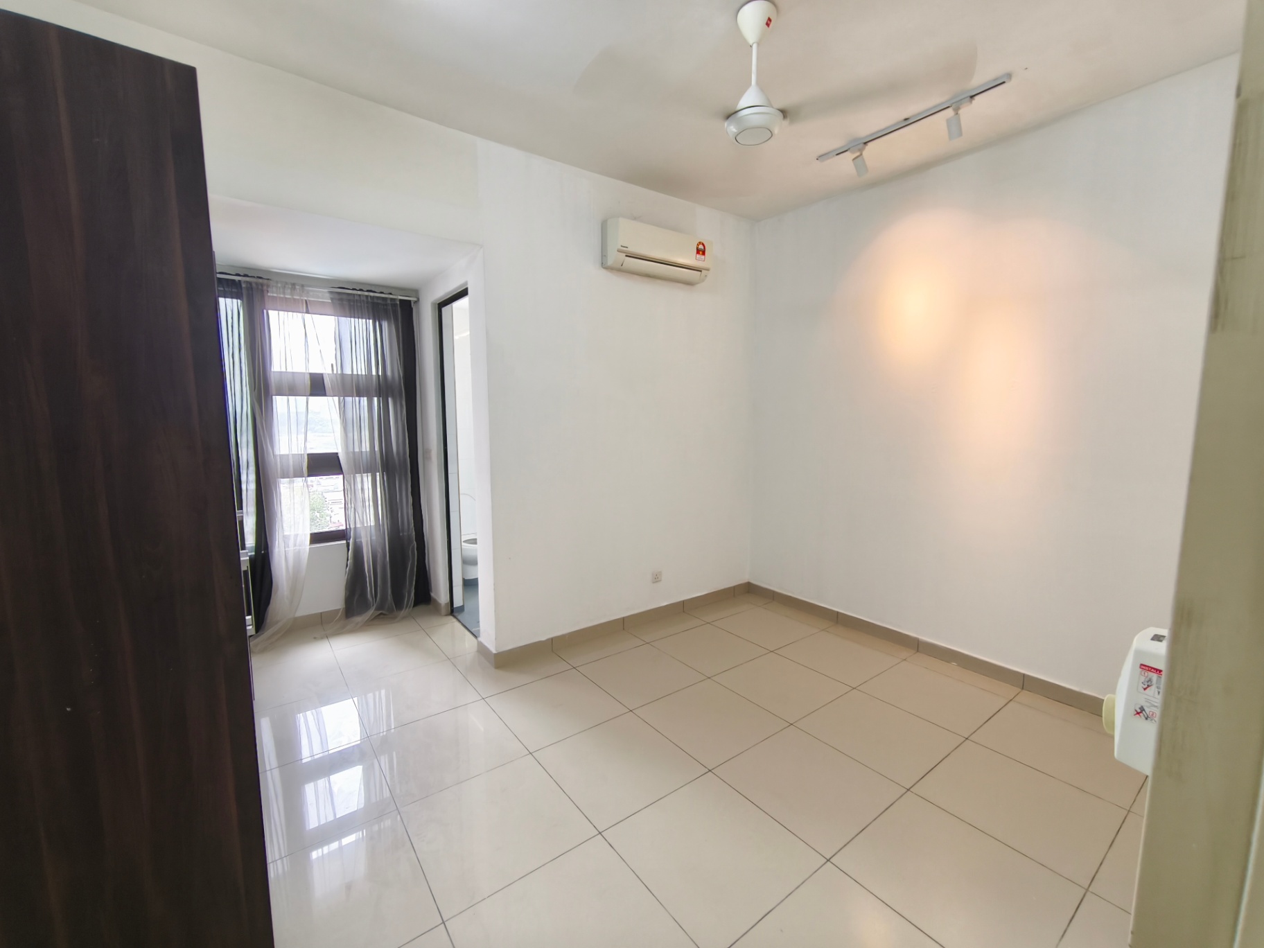 condo in Taman Mas Puchong, Selangor — photo 4