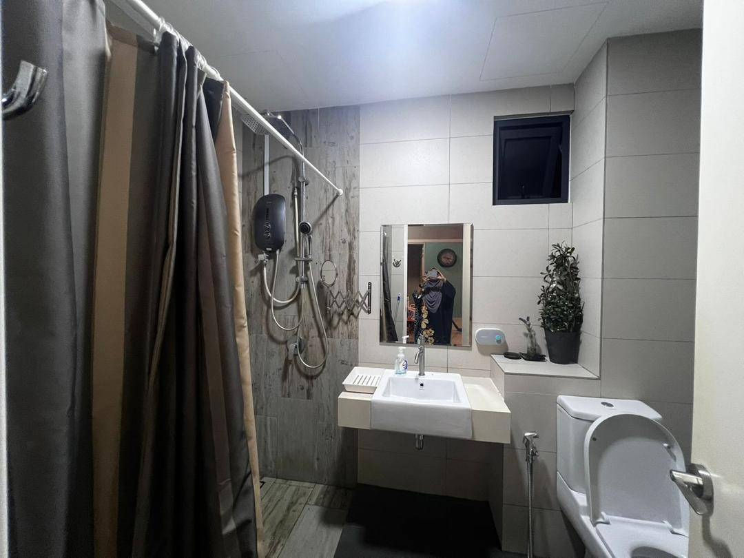condo in Gelugor, Penang — photo 4