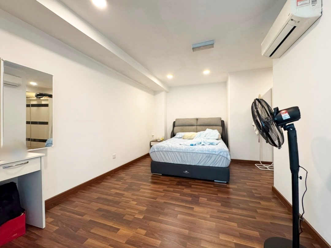 condo in Jelutong, Penang — photo 6