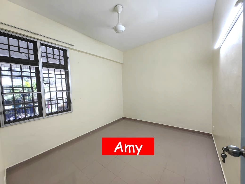condo in Gelugor, Penang — photo 7