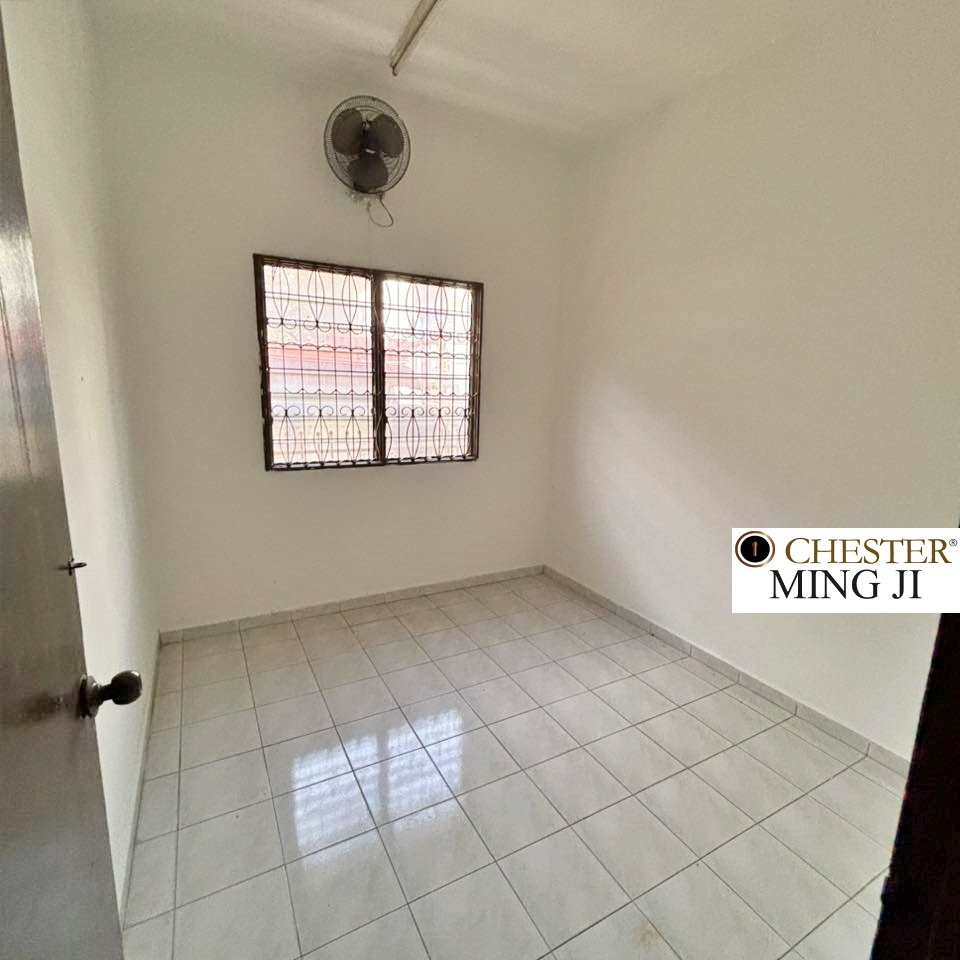 house in Gelugor, Penang — photo 6