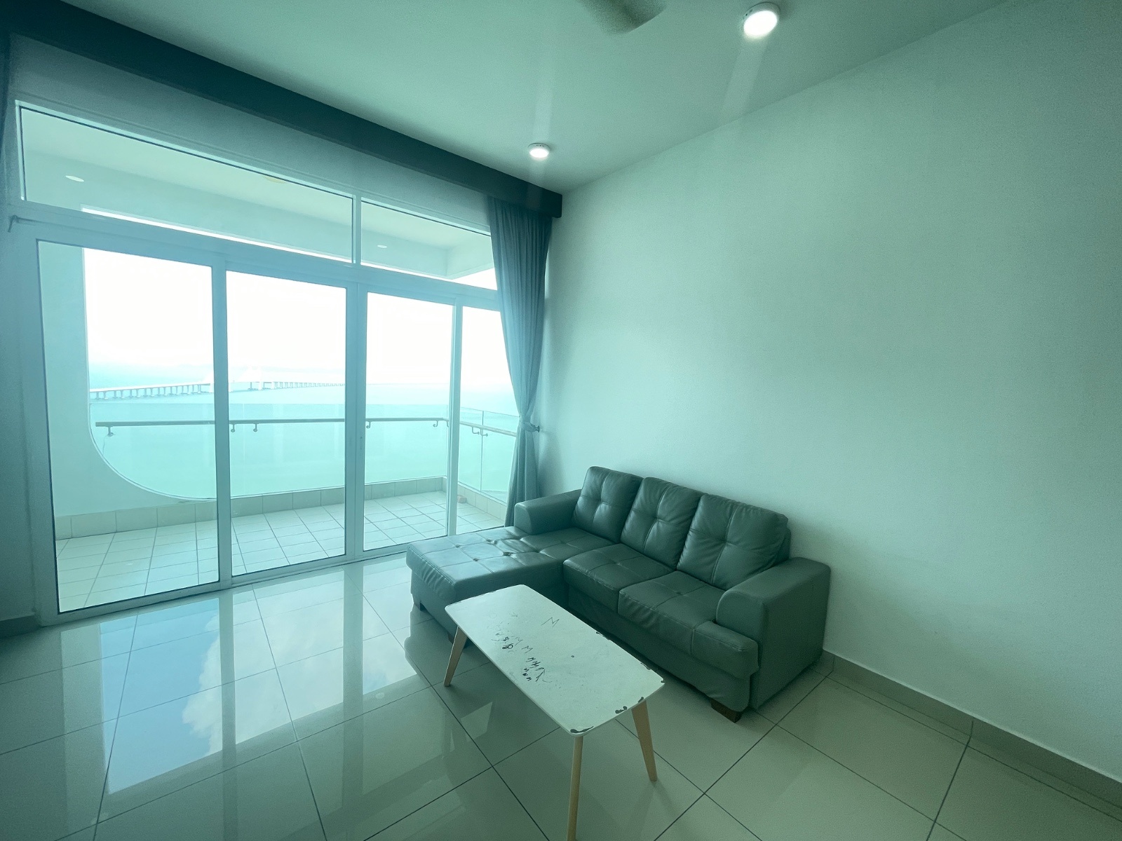 Southbay Plaza High Floor Fully Seaview Furnished, Batu Maung