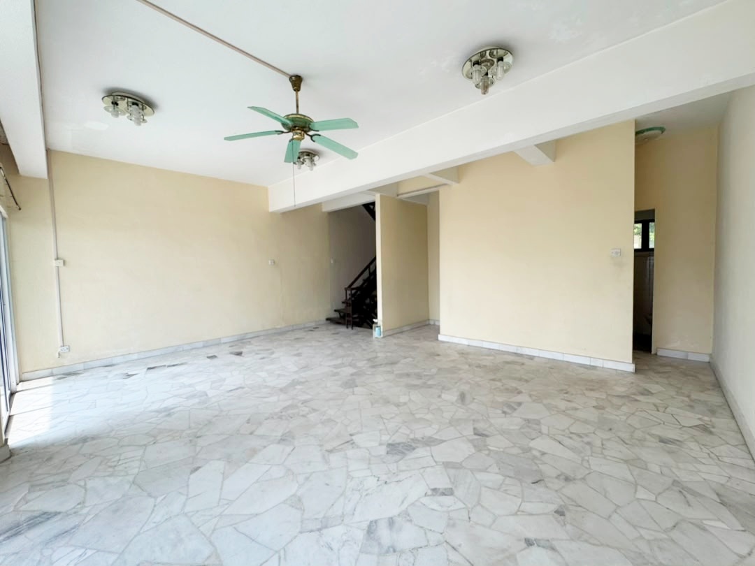 house in Batu Ferringhi, Penang — photo 2