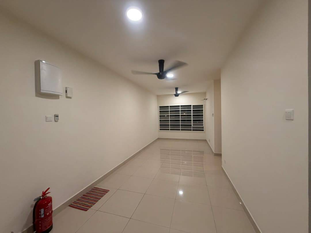 KR7 Residence Rent, Partly Furnished 2 Rooms, Taman Mas Puchong