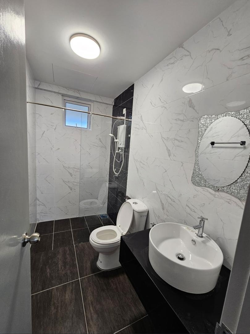 condo in Gelugor, Penang — photo 4