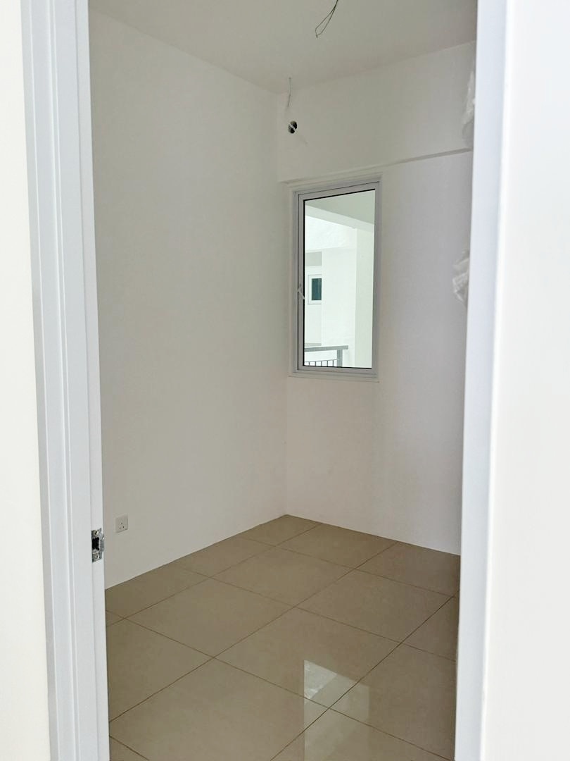 condo in Gelugor, Penang — photo 4