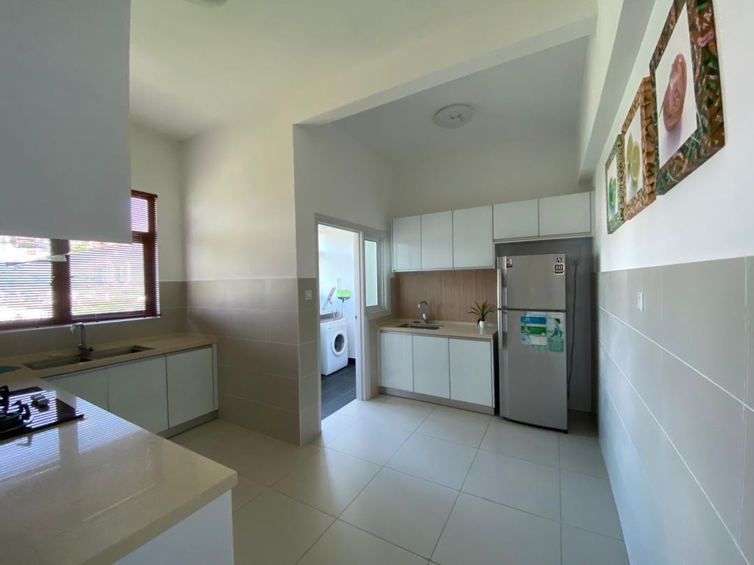 condo in Gelugor, Penang — photo 7