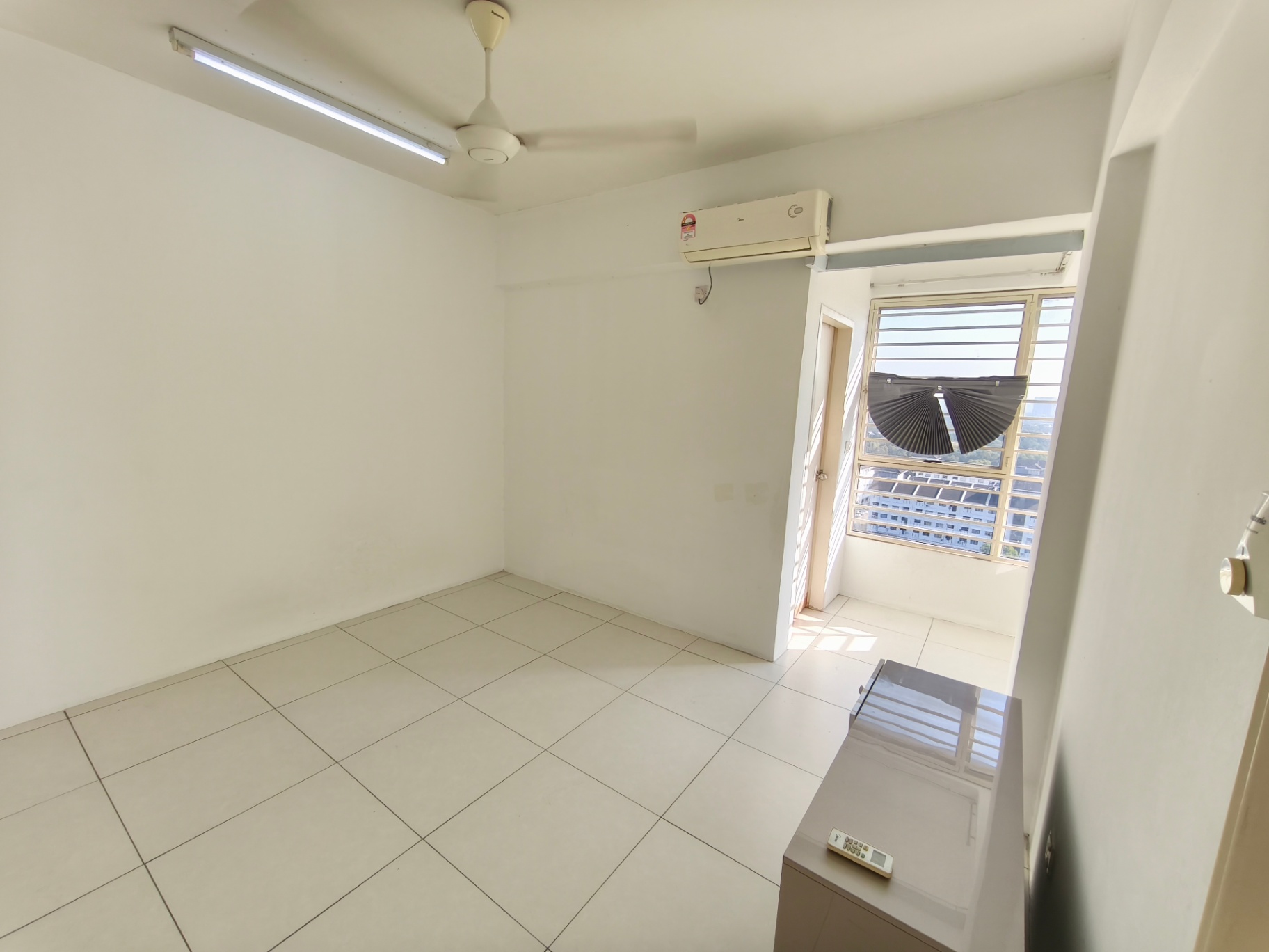 condo in Puchong, Selangor — photo 4