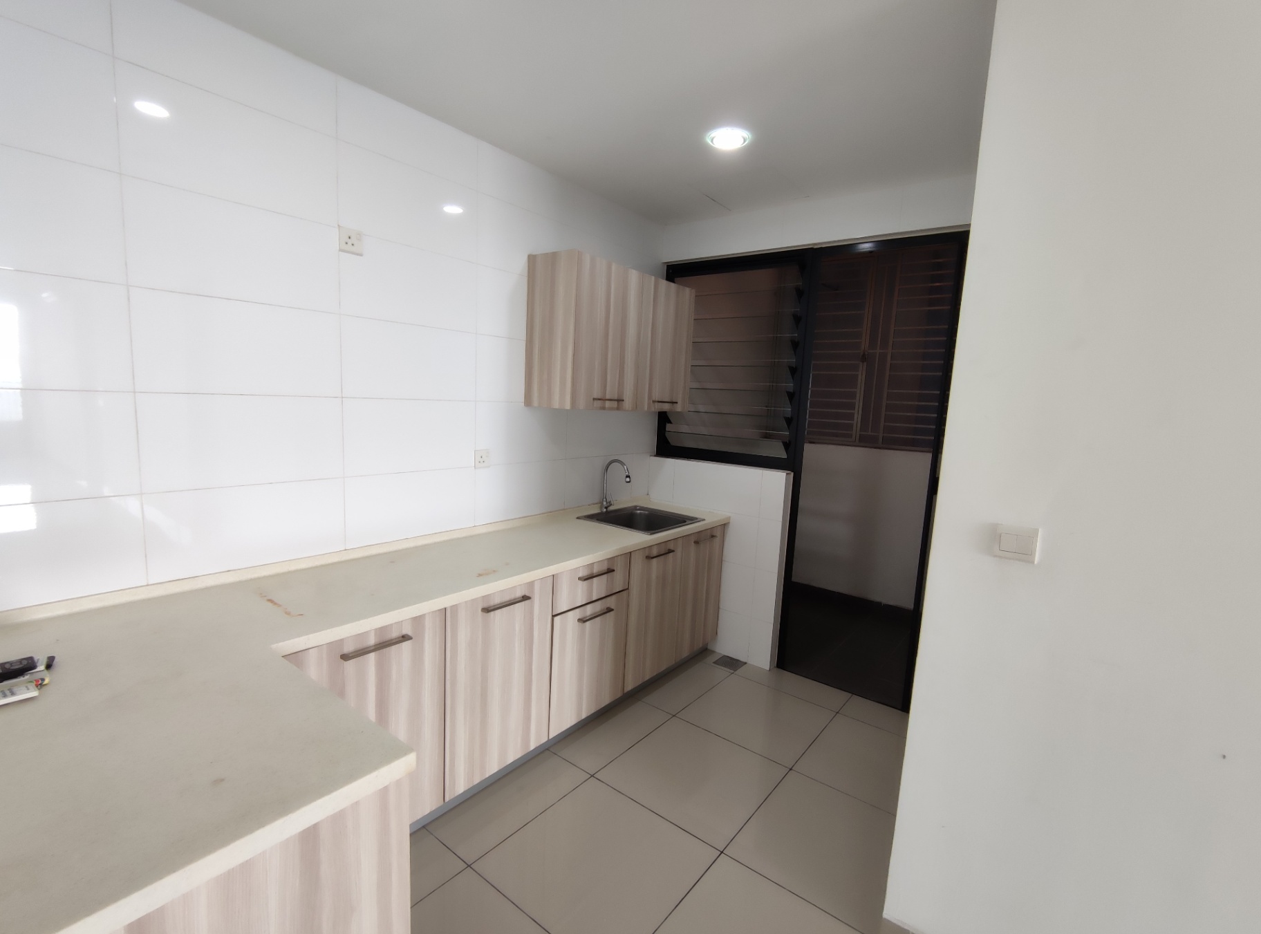 condo in Taman Mas Puchong, Selangor — photo 3