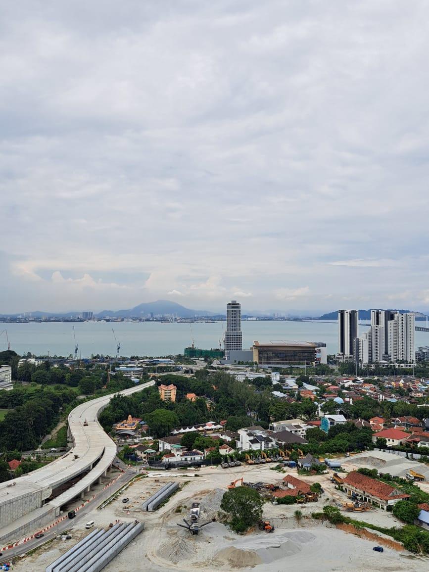 condo in Gelugor, Penang — photo 4