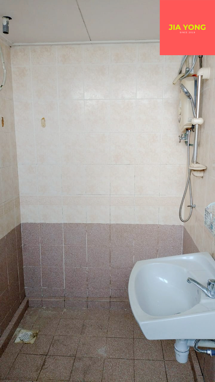 condo in Bukit Jambul, Penang — photo 6