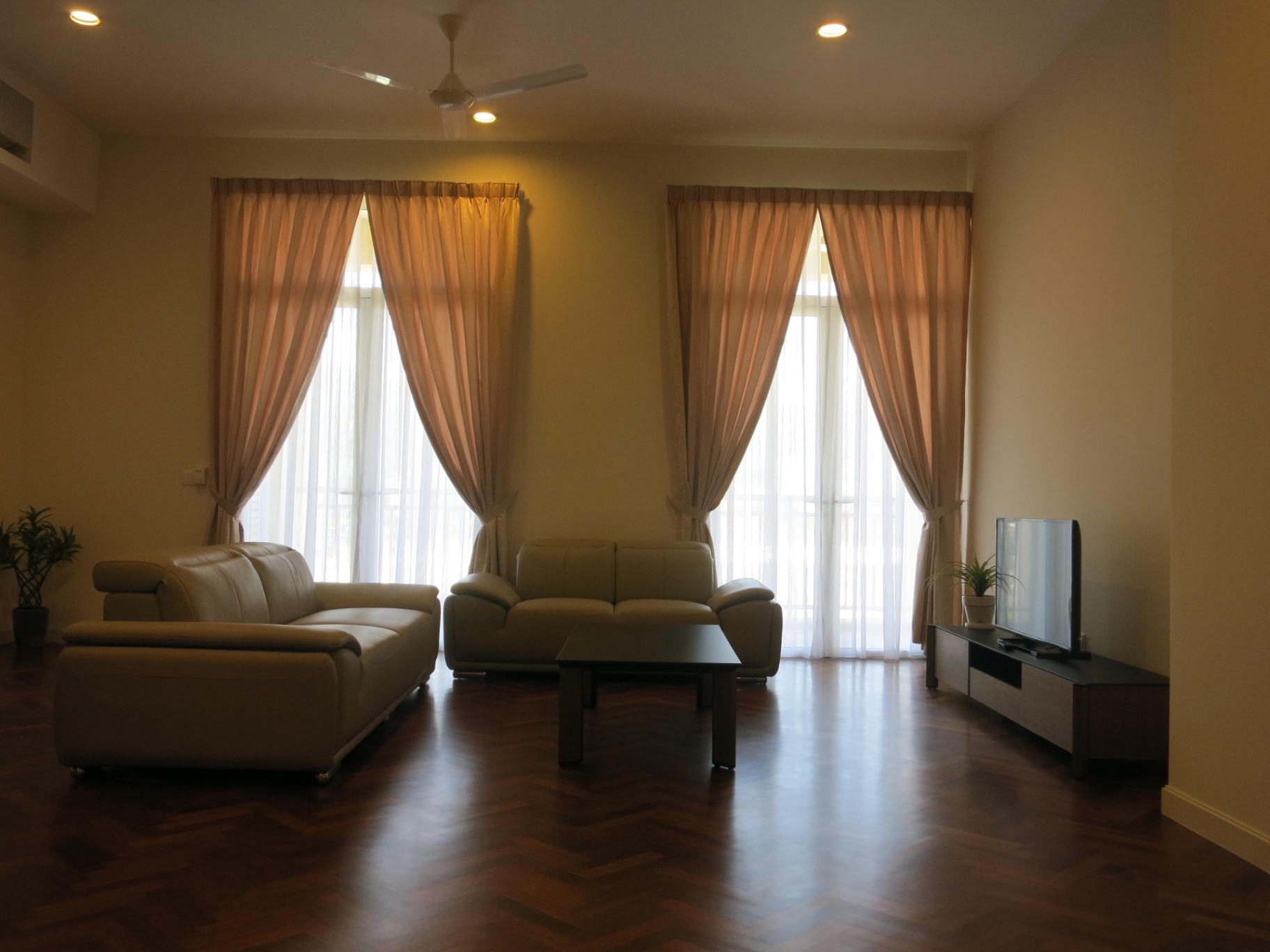 Condo for Rent @ Quayside Condo, | Fully Furnished