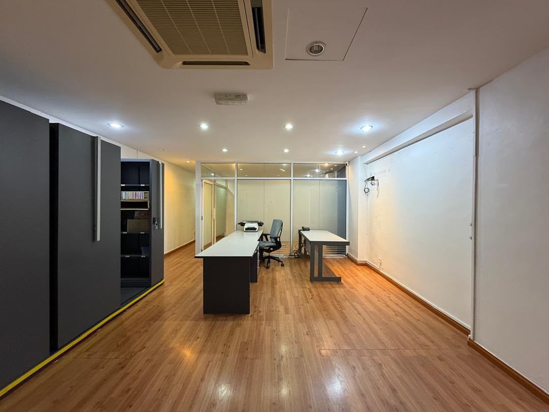 Pulau Tikus Plaza ,Burmah Road , 10350 ,Penang