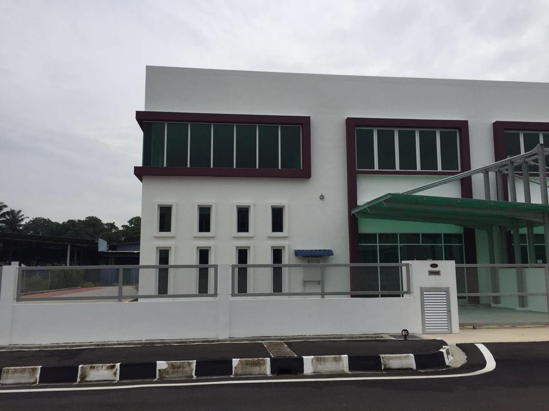 Taman Saujana Permai Factory for rent