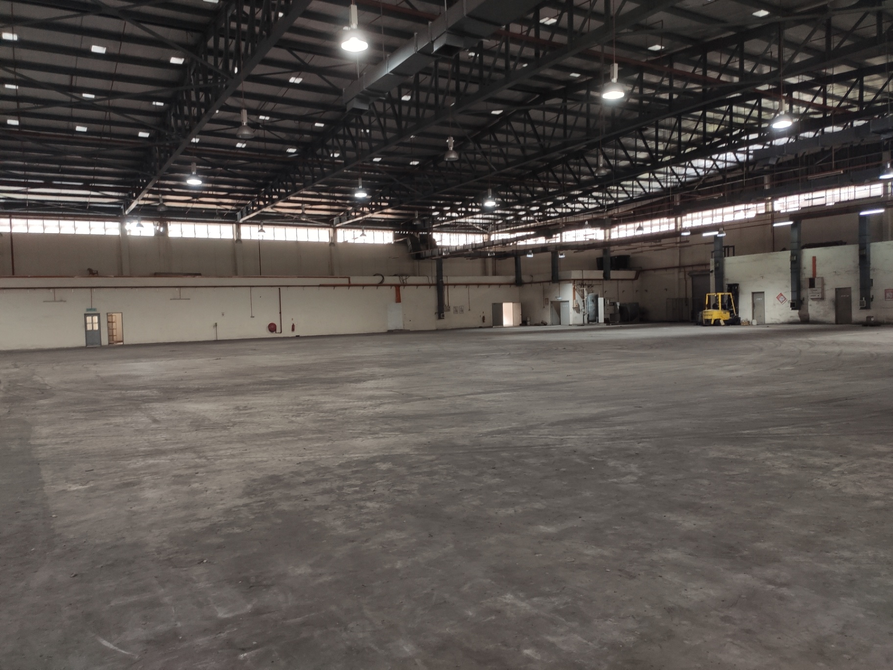 Factory/Warehouse for Rent @ Perindustrian Bukit Minyak, Simpang Ampat | 1600amp