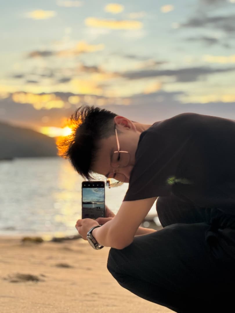 DAMIEN KHOO