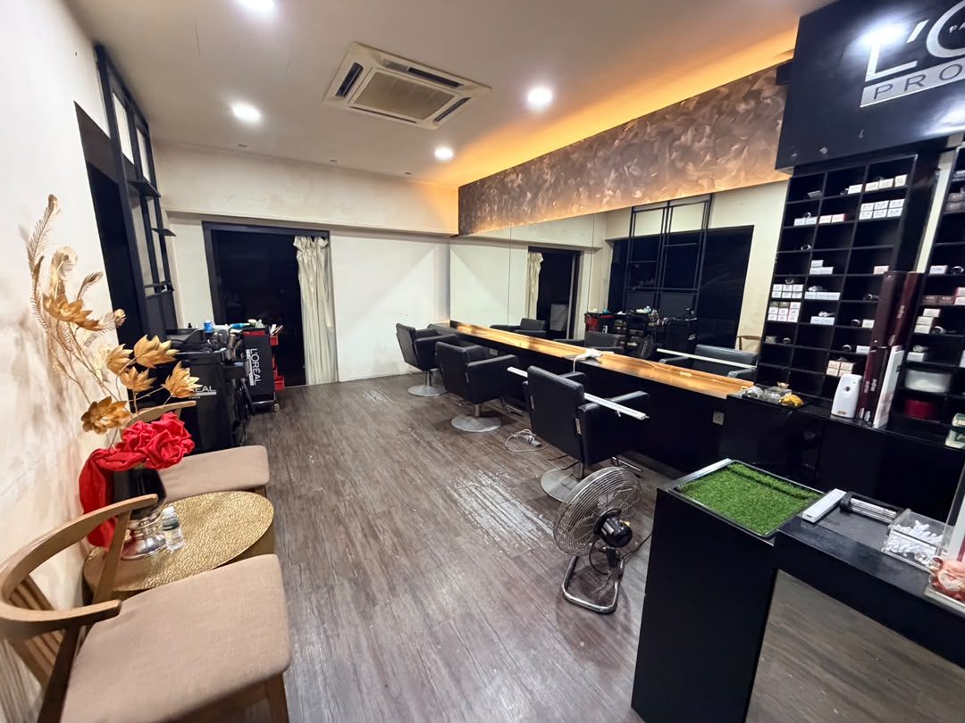 1 Storey Shoplot @ Jalan Kelawai For Rent
