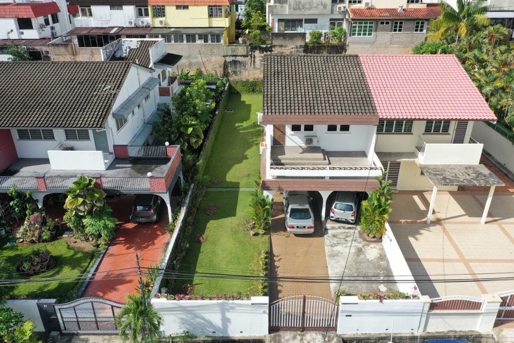 🏡 FOR SALE | FREEHOLD SEMI-D CORNER LOT