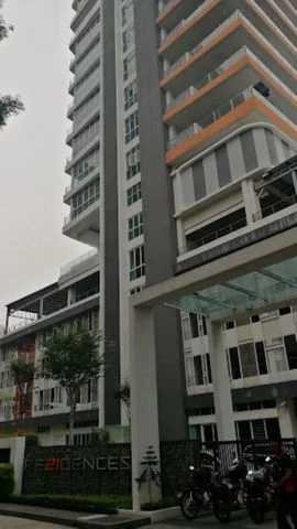 Residence 21 cover photo