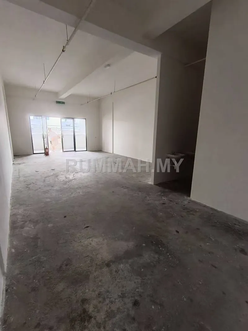 commercial in BUKIT MERTAJAM, Penang — photo 2