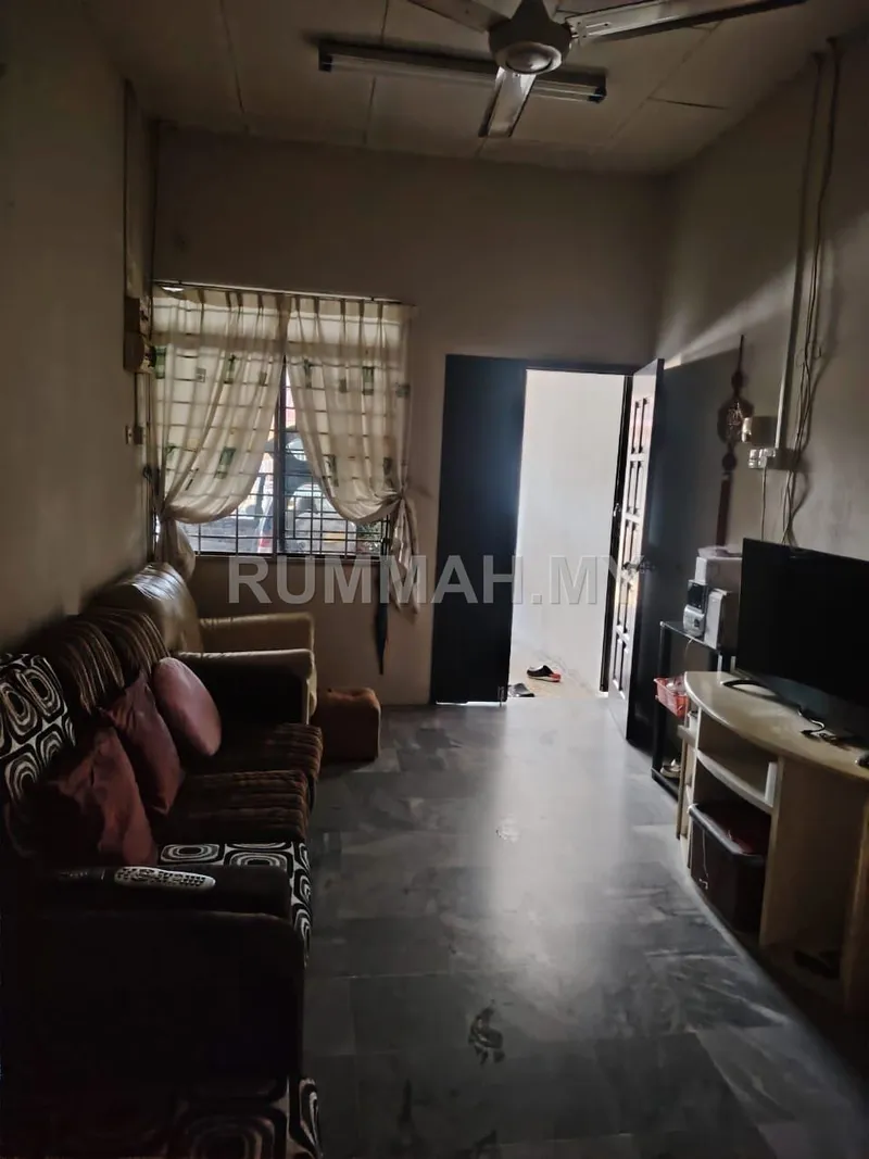 house in Bukit Minyak, Penang — photo 2