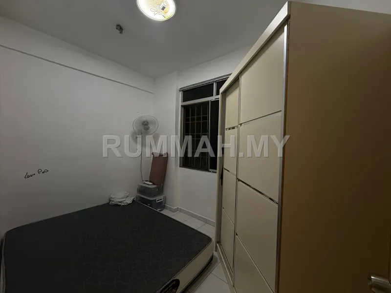 condo in Bukit Gambir, Penang — photo 3