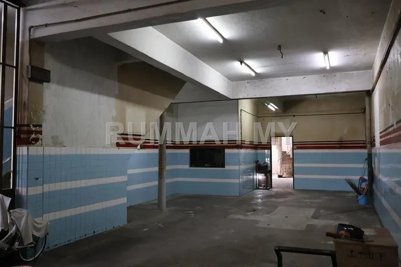 commercial in Jelutong, Penang for rent — Ground Floor 3-Sty Shop @ Jelutong, Penang | Main Road