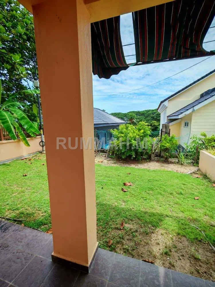 house in Batu Ferringhi, Penang — photo 3