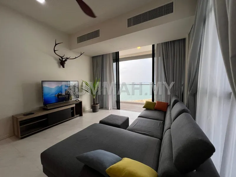 condo in Pulau Tikus, Penang — photo 2