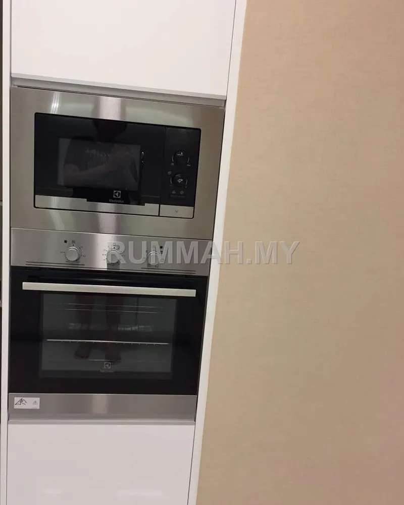 condo in Pulau Tikus, Penang — photo 2