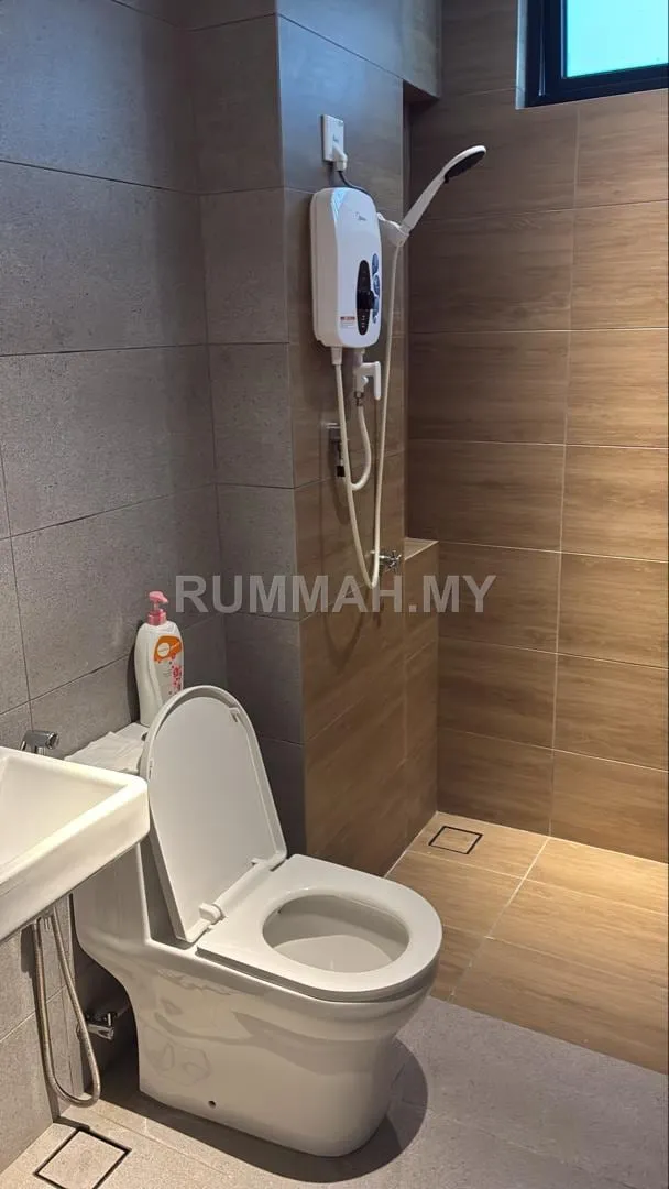 condo in Batu Kawan, Penang — photo 3