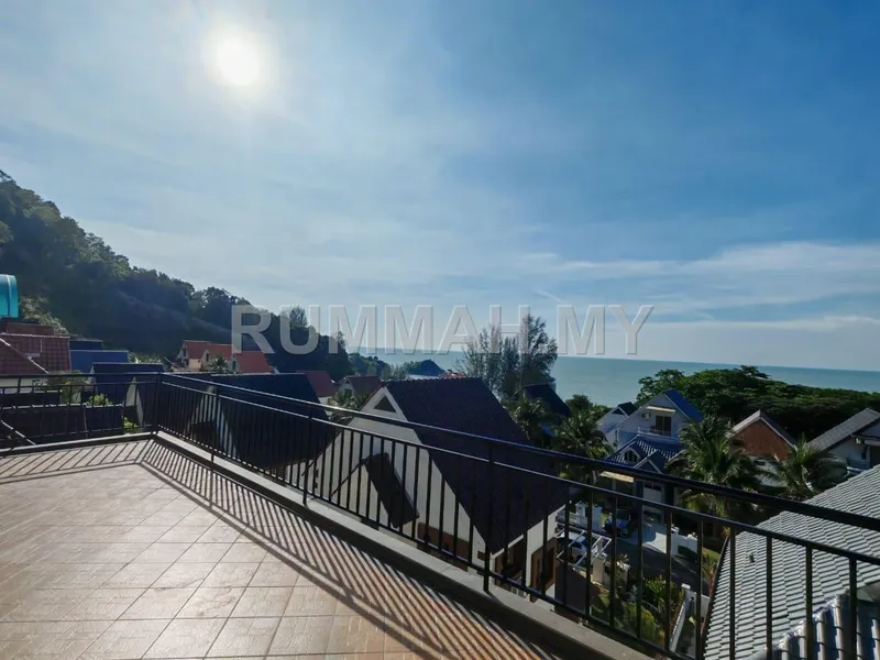 4-bedroom house for sale in Batu Ferringhi, Penang
