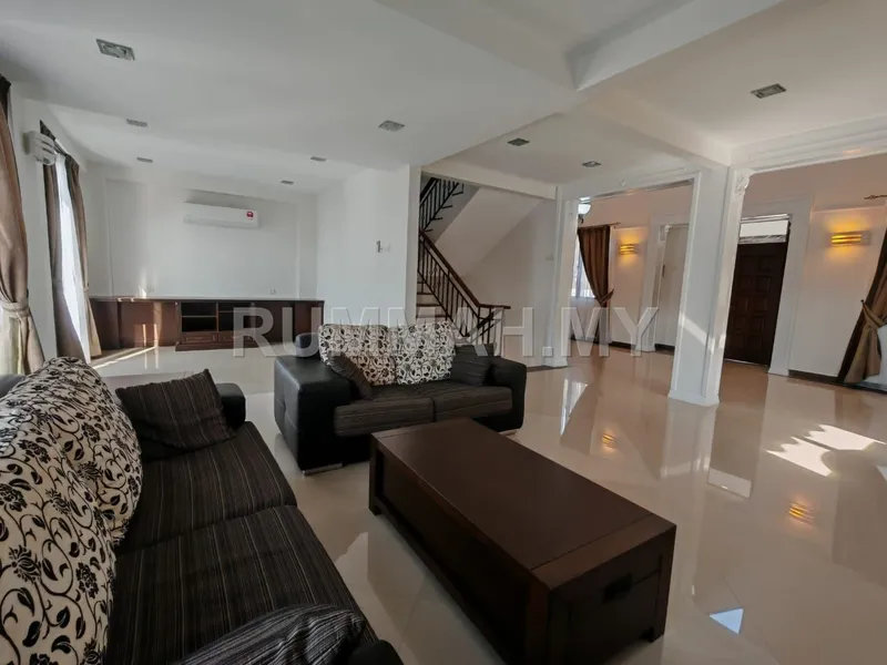 house in Batu Ferringhi, Penang — photo 2