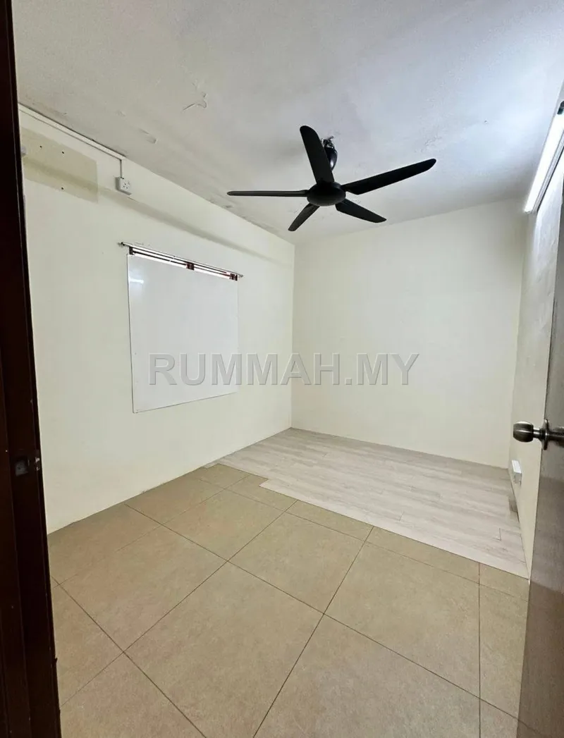 condo in George Town, Penang — photo 3