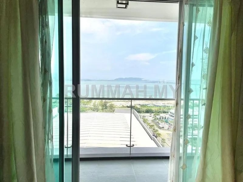 condo in Gelugor, Penang — photo 3