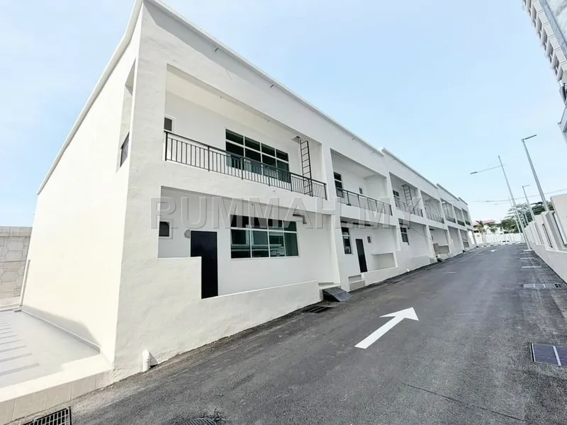 commercial in Gelugor, Penang — photo 2