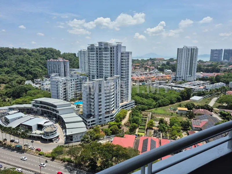 Plaza Ivory (aka University Place)