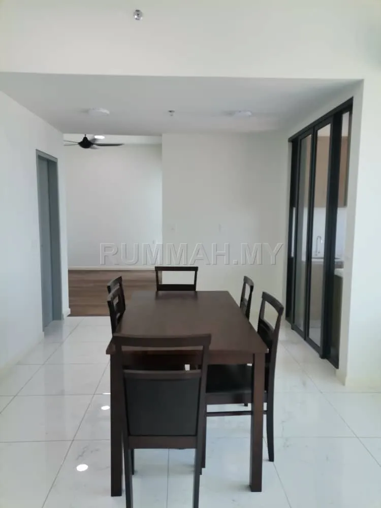 condo in Batu Kawan, Penang — photo 2