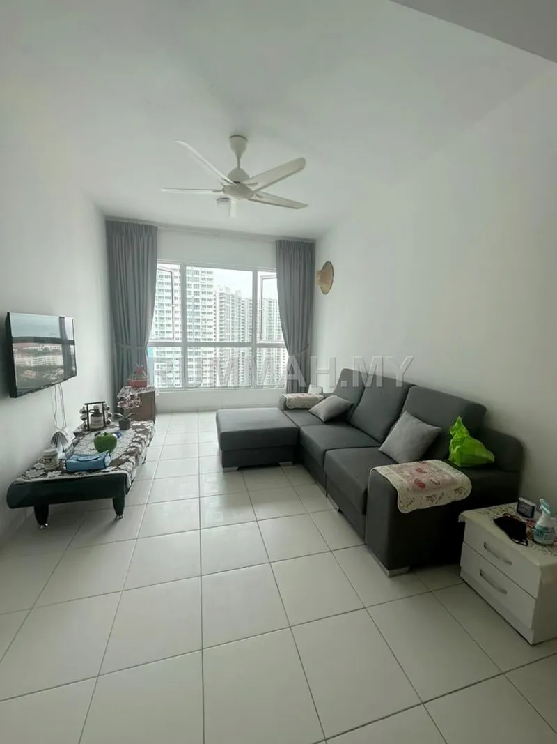 3-bedroom condo in Tanjung Tokong, Penang for rent —  I-Santorini, Tanjung Tokong | Fully Furnished