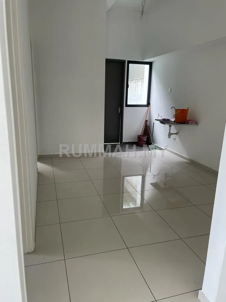 house in Bukit Jambul, Penang — photo 3