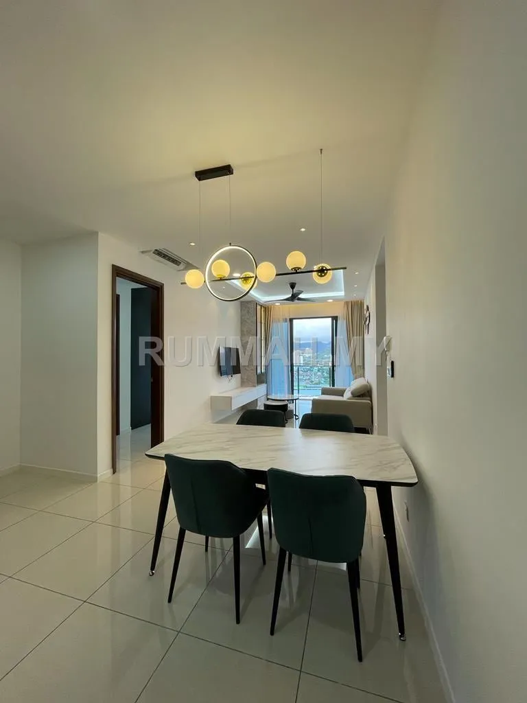 Queens Residence Q2 @Queens Waterfront 950sf 2CP Fully Renovated Bayan Lepas