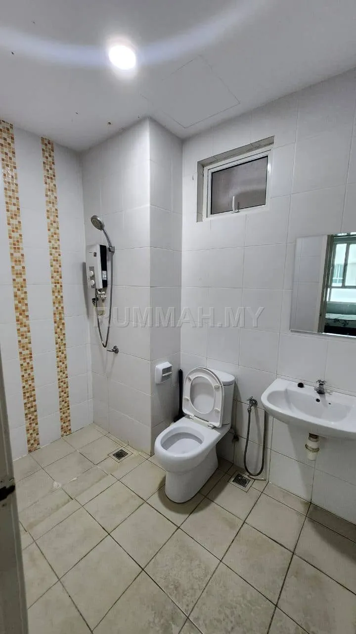 condo in Sungai Ara, Penang — photo 3