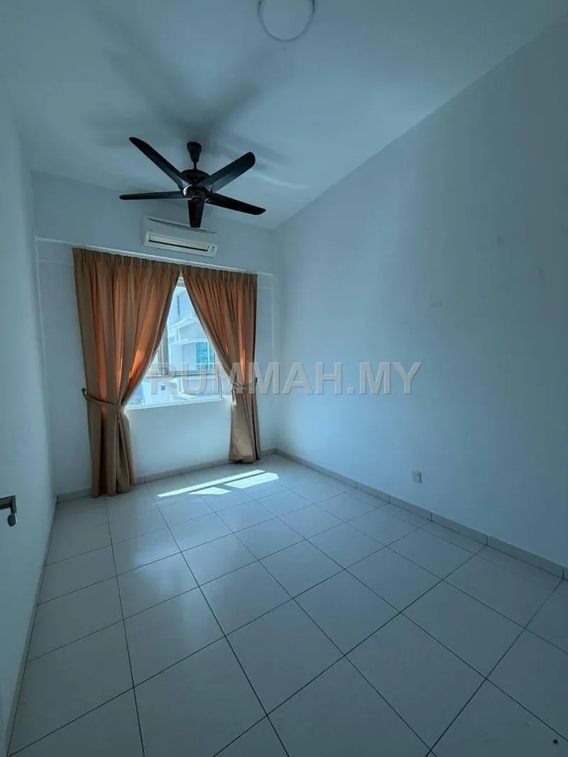 condo in Sungai Ara, Penang — photo 3