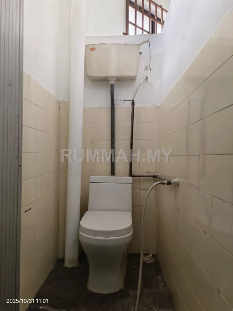 industrial in Butterworth, Penang for rent — Taman Industri Ringan Teras Jaya I 13400 Butterworth I Ground Floor Light Industry I Build Up 2800 sqft 