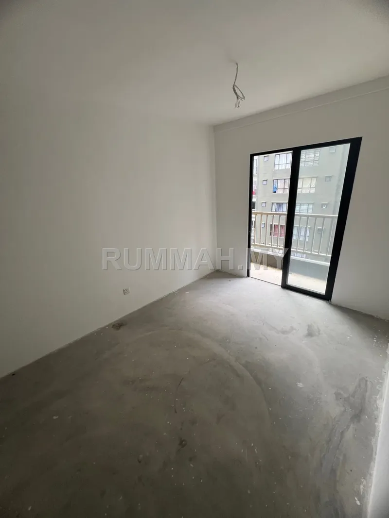 3-bedroom condo for sale in Tanjung Tokong, Penang - Tri pinnacle