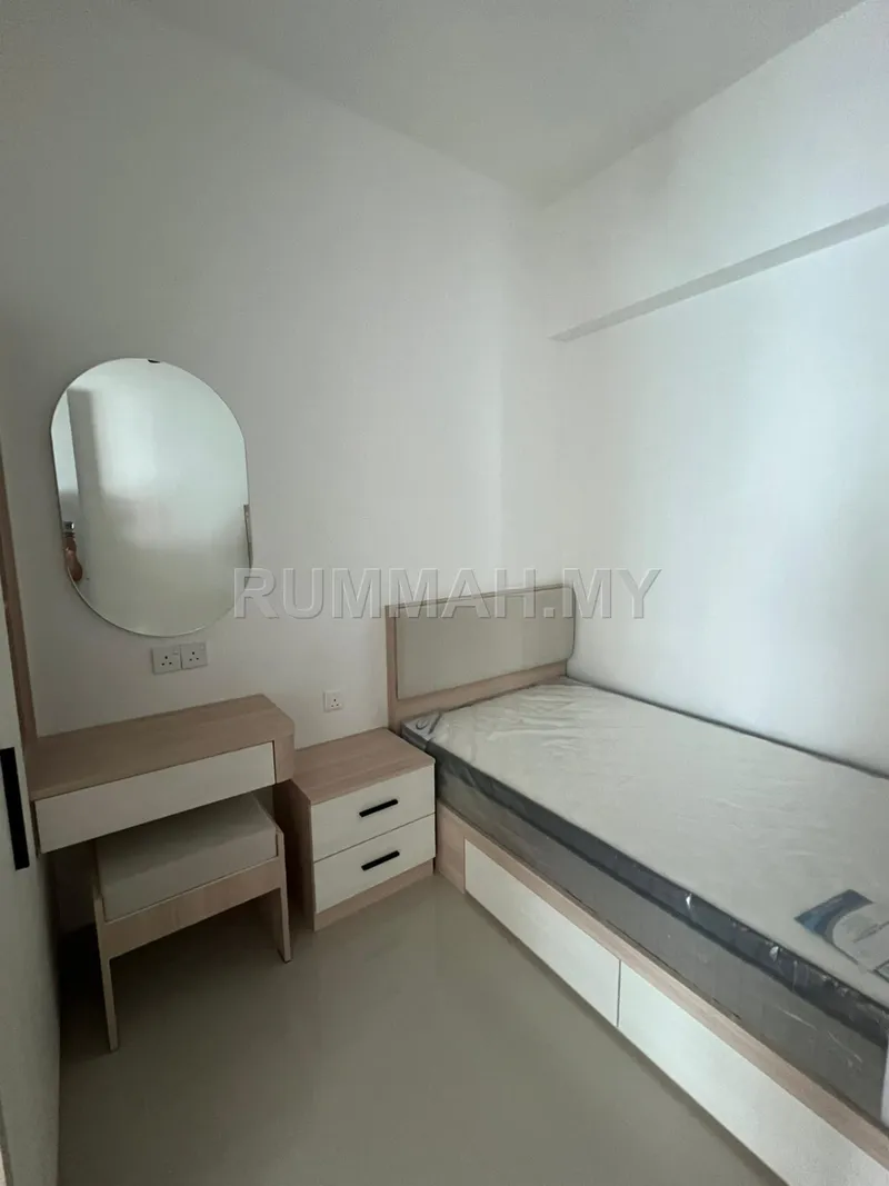 condo in Gelugor, Penang — photo 3