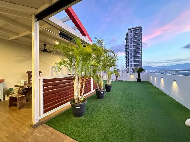 4-bedroom condo for sale in George Town, Penang