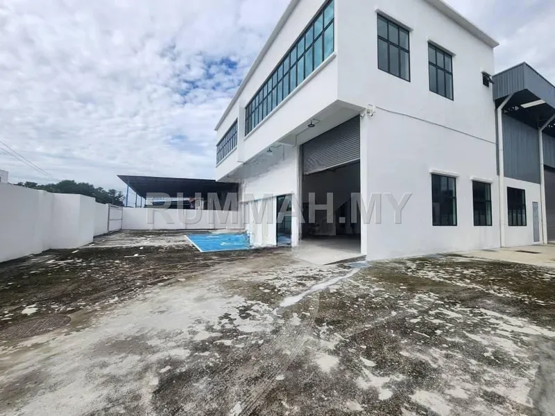 Factory for Rent @ Kawasan Perindustrian Valdor, Valdor | Partly Furnished I 1.5 Storey Factory I Land Area 14540 sqft 