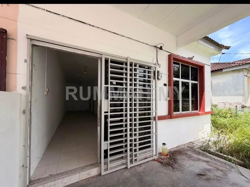 house in Bukit Minyak, Penang — photo 3